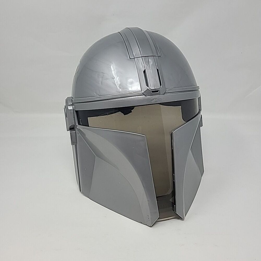 Star Wars Mandalorian Electronic Talking Mask Hasbro w/ Sound Tested Works